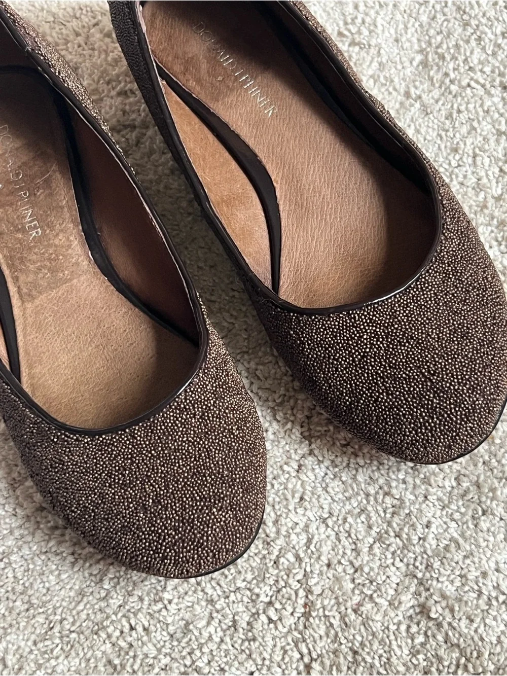 DONALD J PLINER Javen CR Bronze Caviar Sparkle Wedge